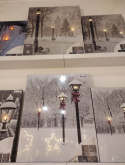 Obraz LED duży Latarnie w parku zimą 58*78*1,5cm na baterie 2*AA (483238)