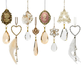 Zawieszka "jubilerska" akryl/piórka wzór A