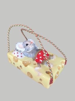 Bauble Mold: Mouse lying on cheese (197)A