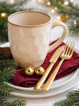 Kubek ceramiczny beżowy wytłaczany h:11xfi13cm (959873)