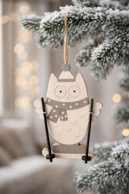 Gray wooden owl pendant on skis 10*8cm (ZS6023)