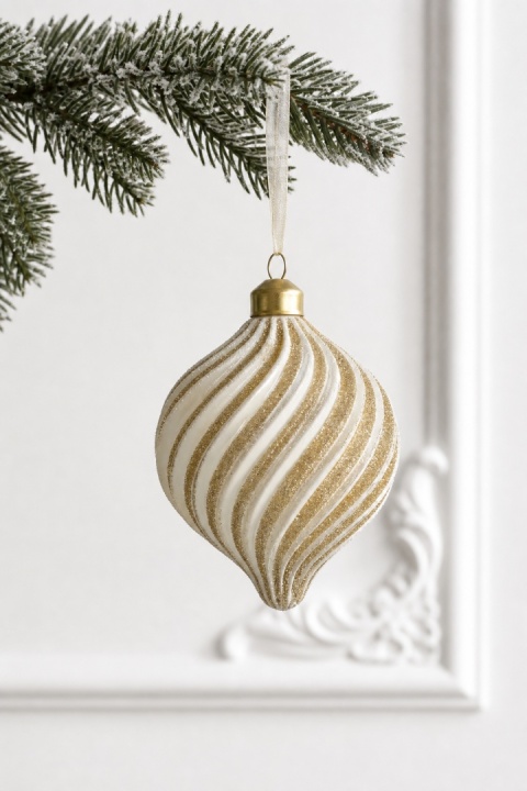 Matte white ribbed glass bauble (spinning-top shape) with gold glitter (071701)