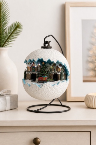 LED globe scene with Christmas tree and moving train on a stand (AJK000050)