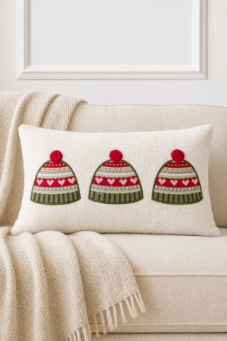 Ecru "Little Hats" cushion, 30x50 cm (520226)