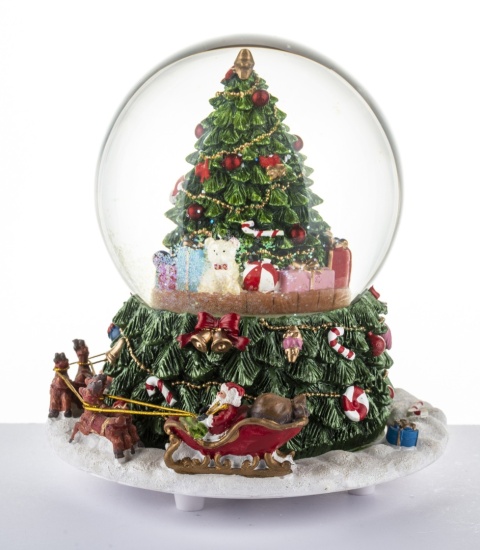 11 cm water globe, moving Christmas tree and base, music box (131594)